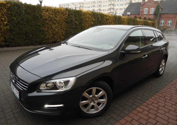 Volvo V60 cena 38600 przebieg: 263000, rok produkcji 2013 z Nowe małe 631